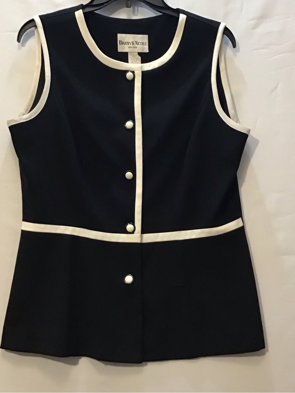 238 Danny & Nicole Black Sleeveless Button-Front Vest with Cream Trim